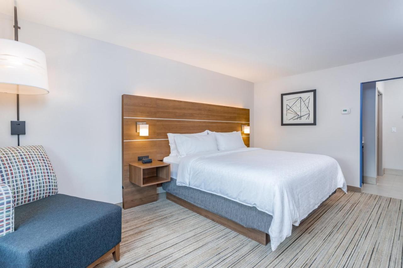 Holiday Inn Express & Suites - Elkhart North By Ihg Kültér fotó